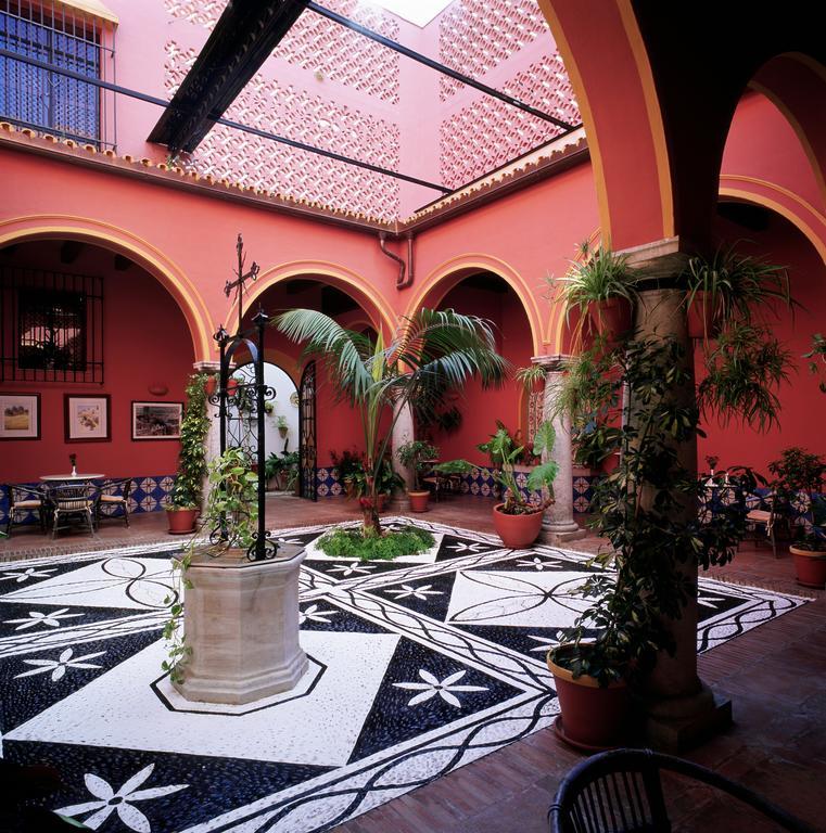 Parador De Arcos De La Frontera Exterior photo