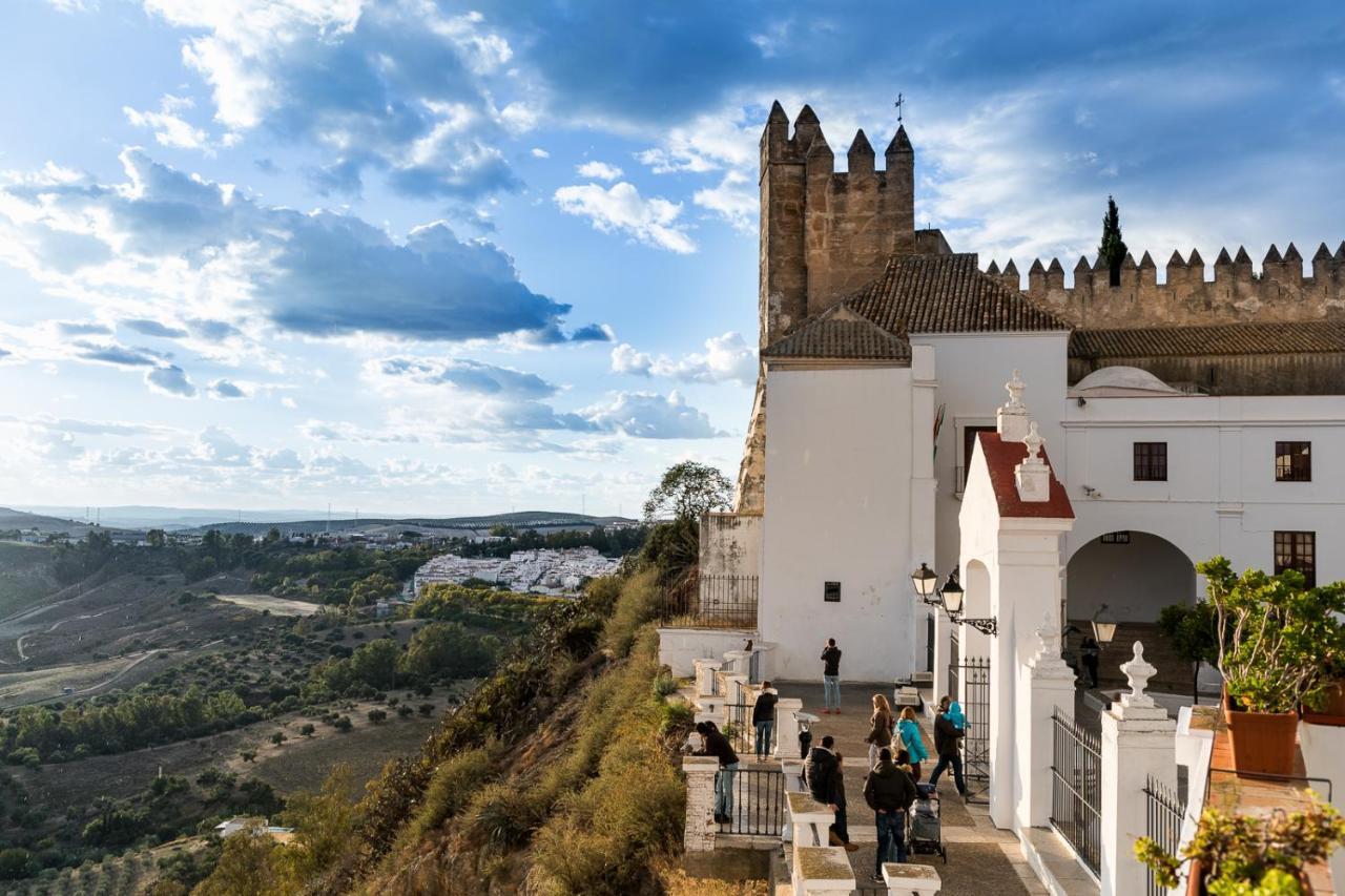 Parador De Arcos De La Frontera Exterior photo