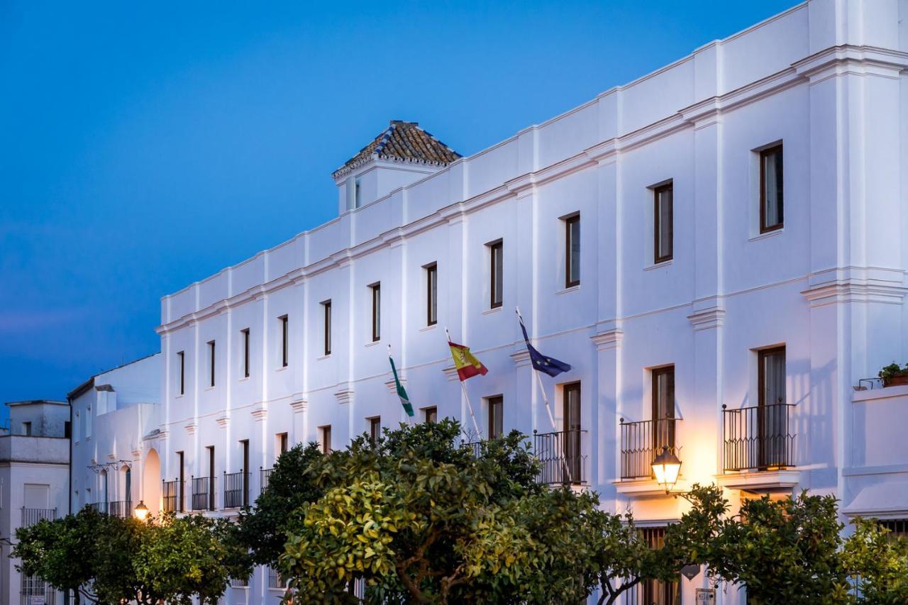 Parador De Arcos De La Frontera Exterior photo