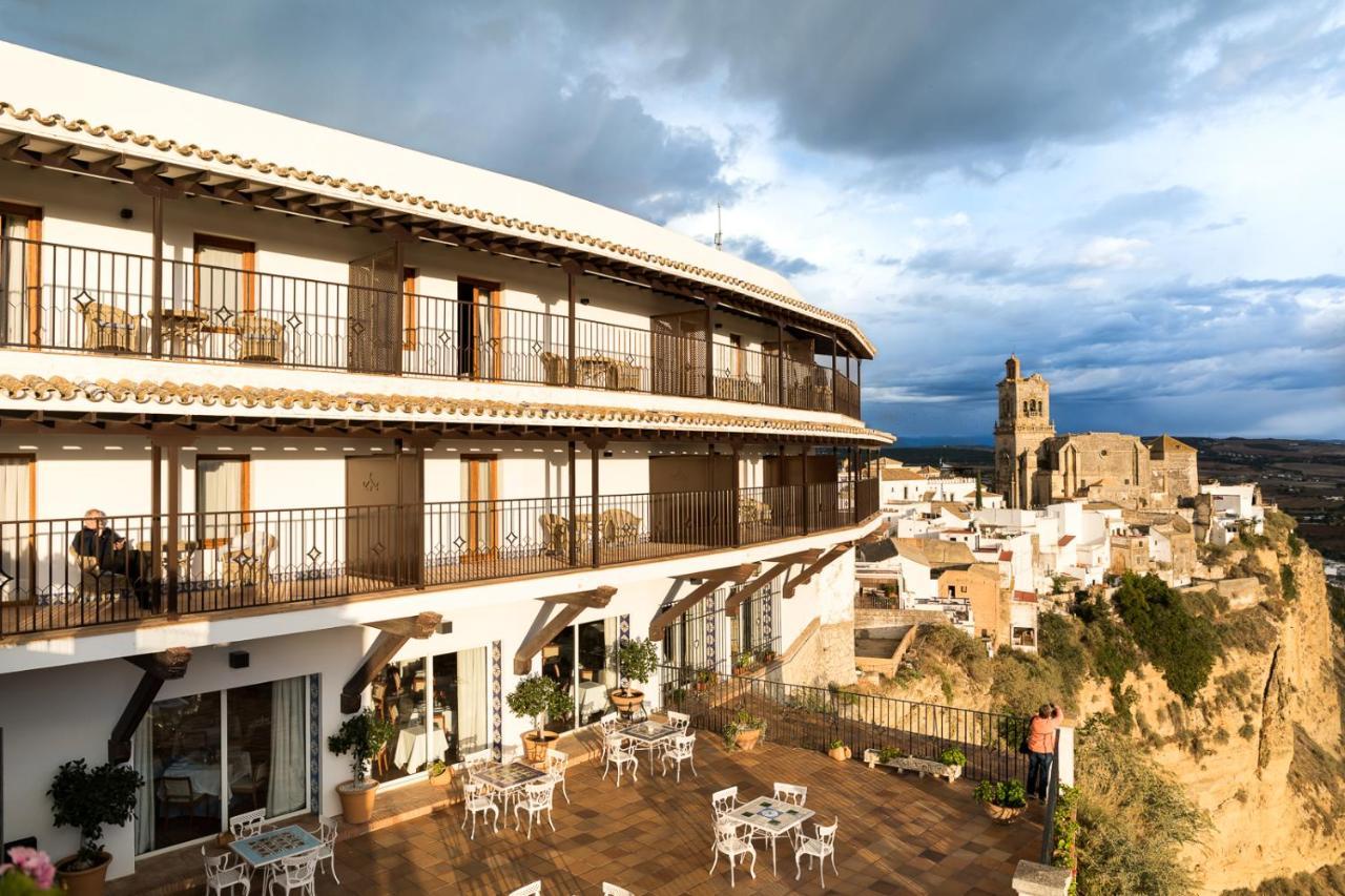 Parador De Arcos De La Frontera Exterior photo